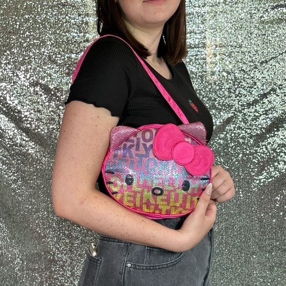 Hello Kitty Sanrio 2012 Pink Sequin Satin Face Bag Purse - Picture 13 of 16